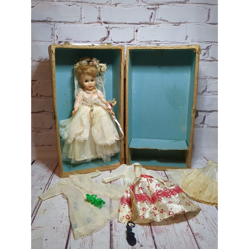 Vintage Circle P Little Miss Revlon Clone Doll W/‎ Case & Some Clothes